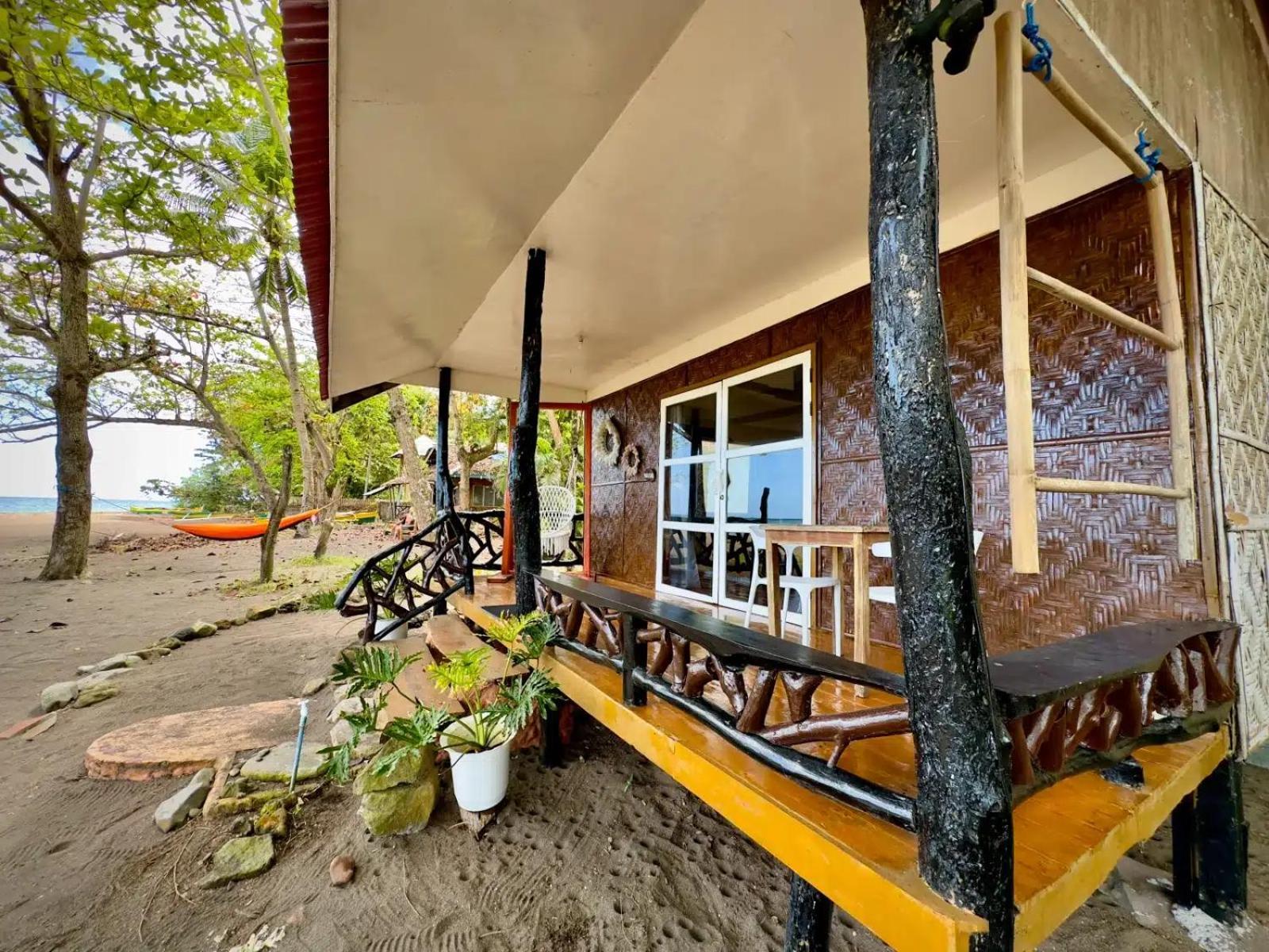 Playa Del Fuego Camiguin Beach Hostel & Resort Mambajao Luaran gambar