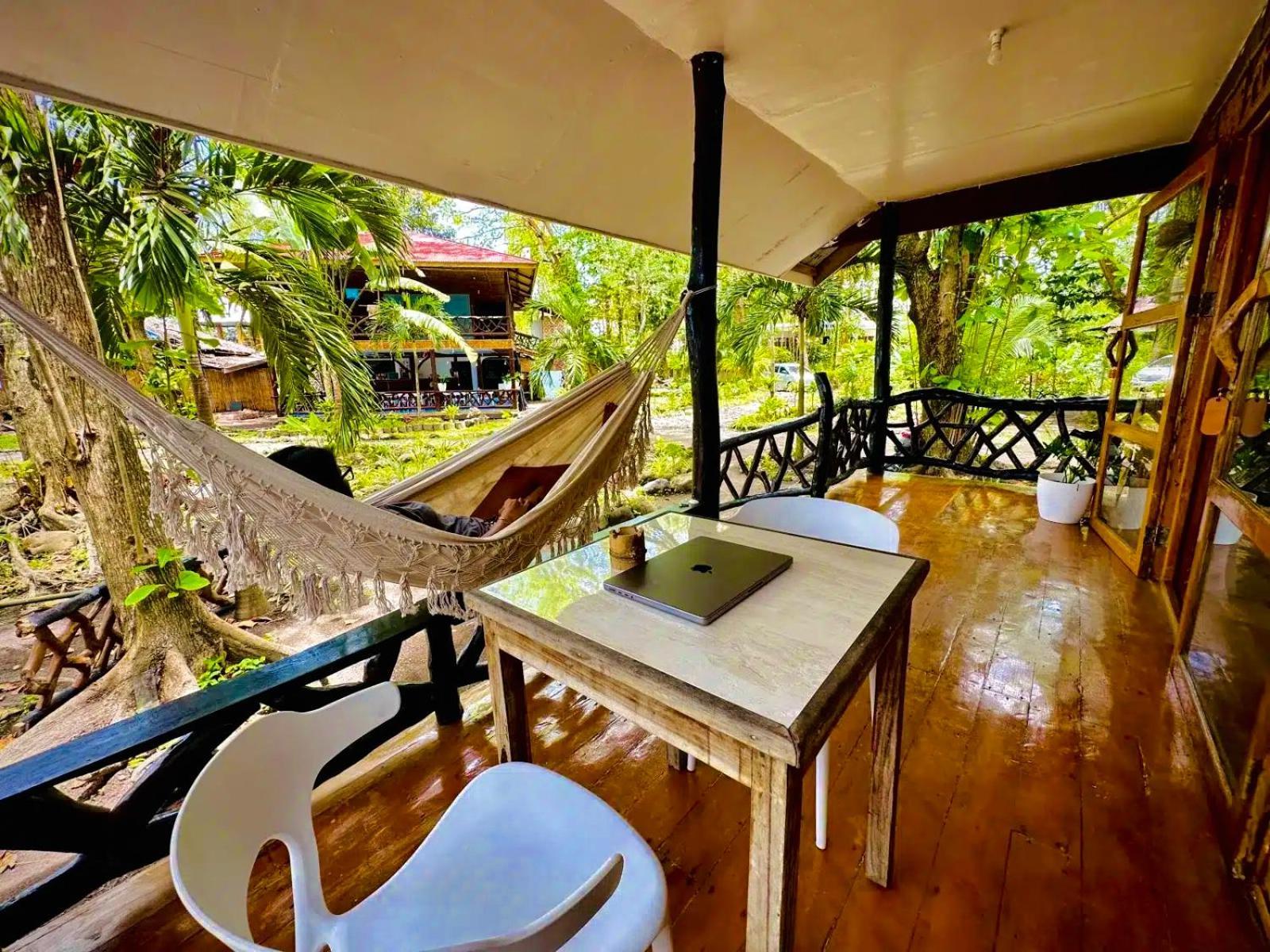 Playa Del Fuego Camiguin Beach Hostel & Resort Mambajao Luaran gambar